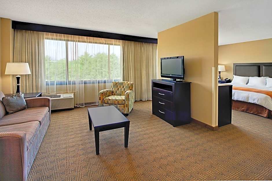Radisson Freehold