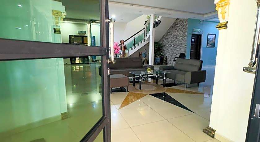 MAXWELL INN LUXURY HOTEL