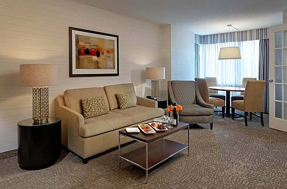 Cambridge Suites Toronto