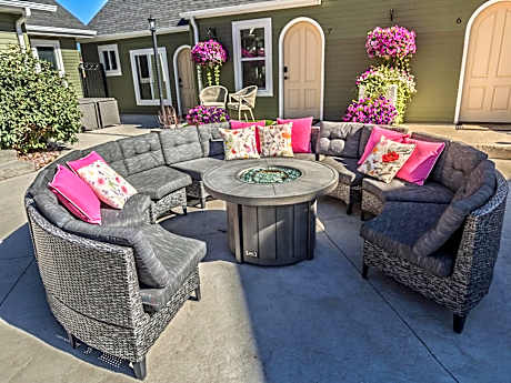 EO Bungalows, Black Hills