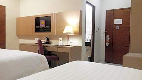 Quadruple Room without Window