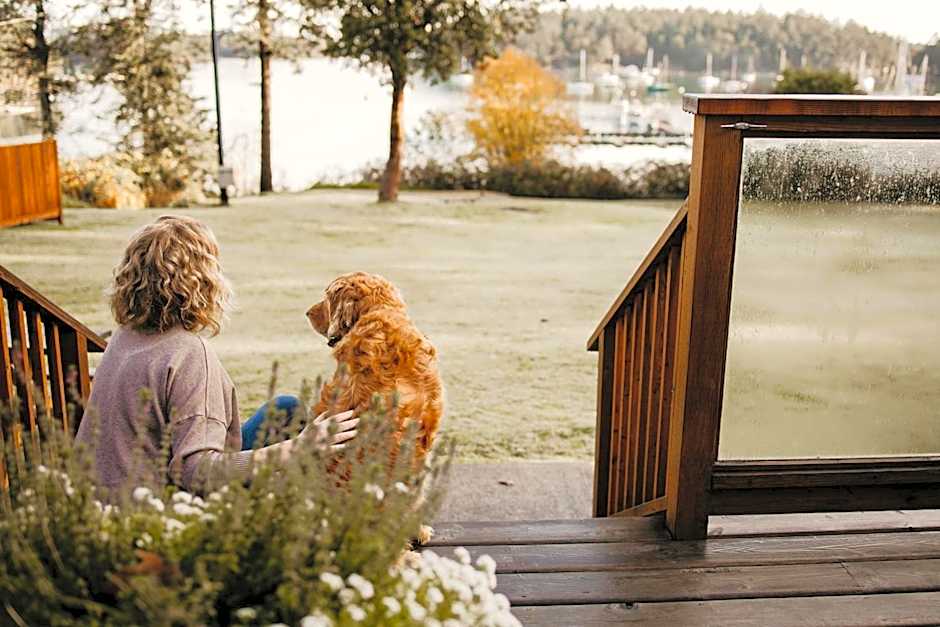 Page's Inn on Silva Bay