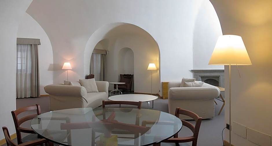 Hotel Cavour Et Des Officiers