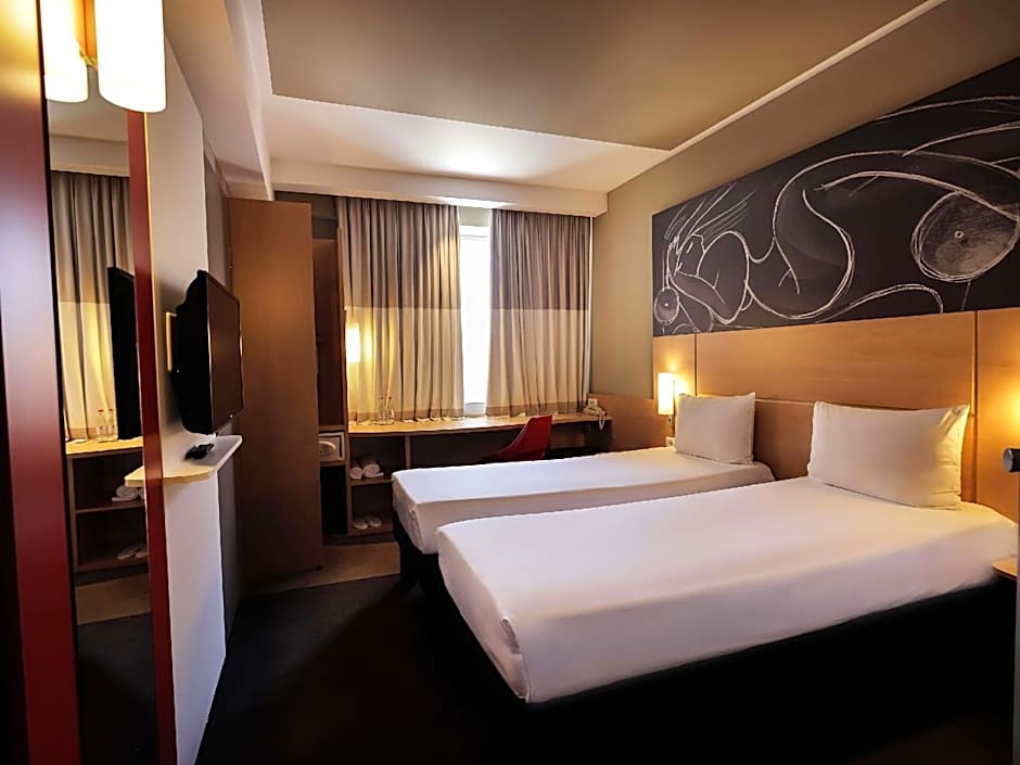 Ibis Yerevan Center