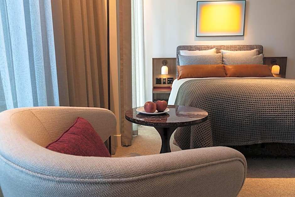 Next Hotel Melbourne, Curio Collection by Hilton