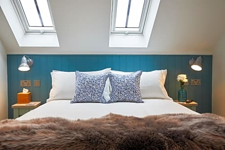 Small Double or Twin Room