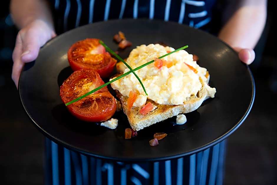 Julie-Anna, Bendigo