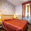 Hotel Arco Di Travertino