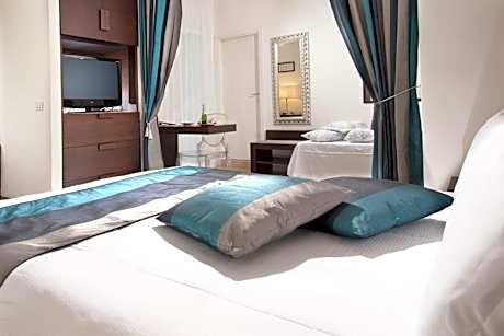 Junior Suite with Balcony