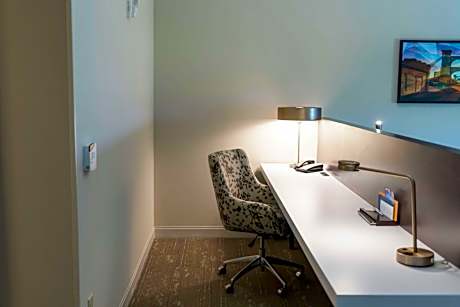 Premium King Room
