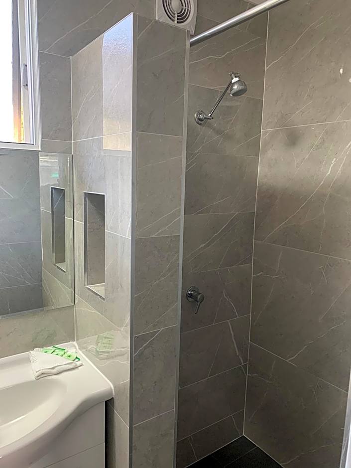 High Mountains Motor Inn