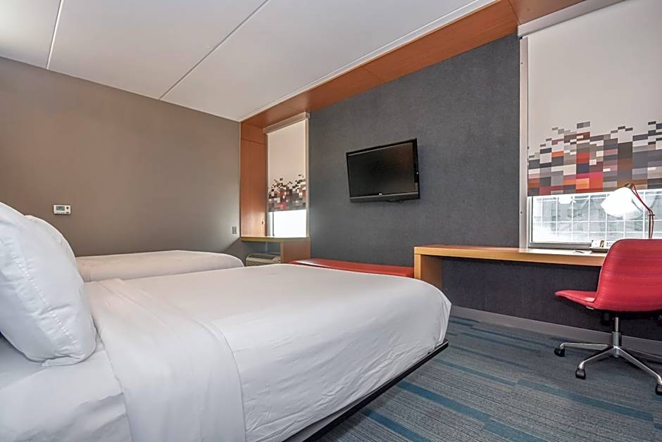 Aloft Charlotte City Center