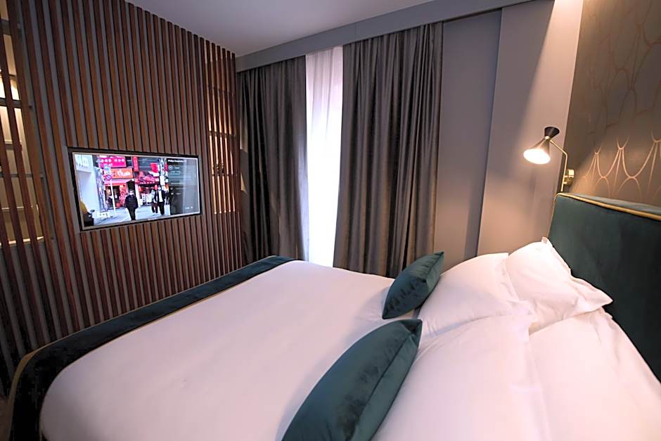 Duomo Hotel & Apartments