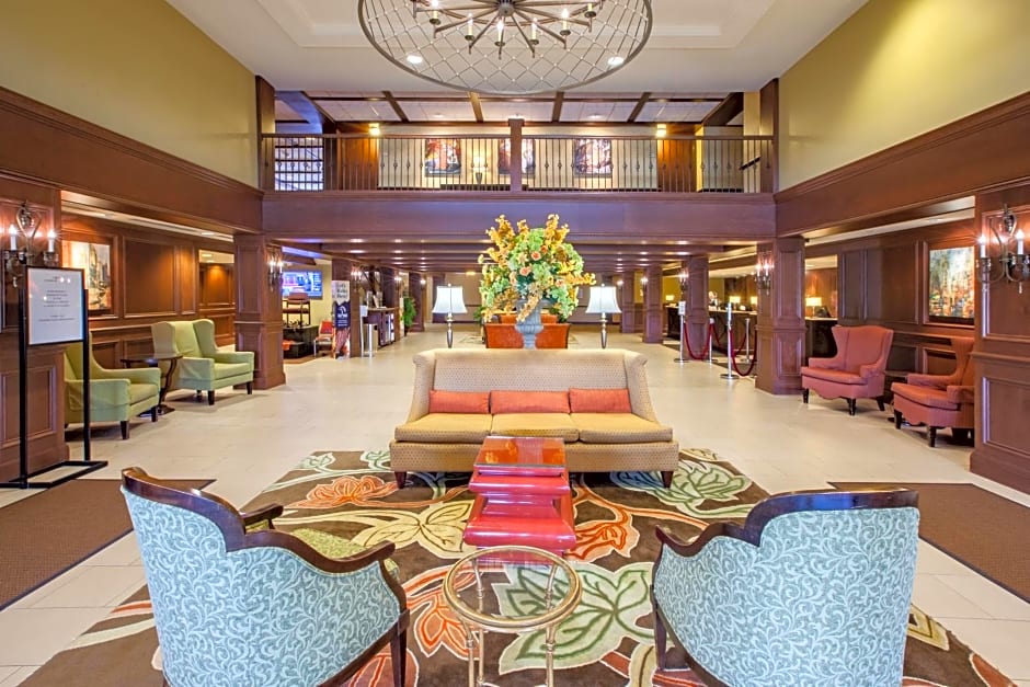 Crowne Plaza Louisville Airport Expo Center, an IHG Hotel