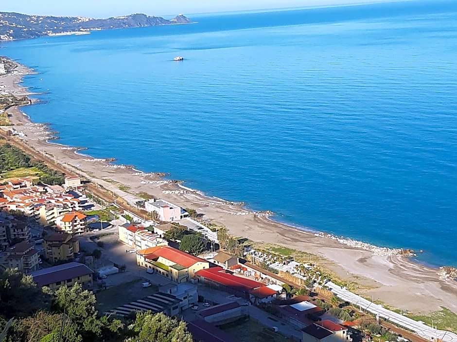 Living Piraino case vacanze