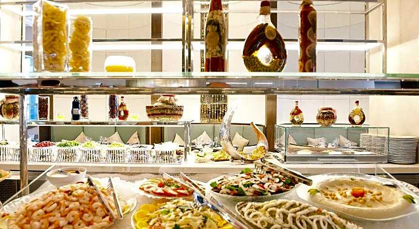 InterContinental Phoenicia Beirut By IHG