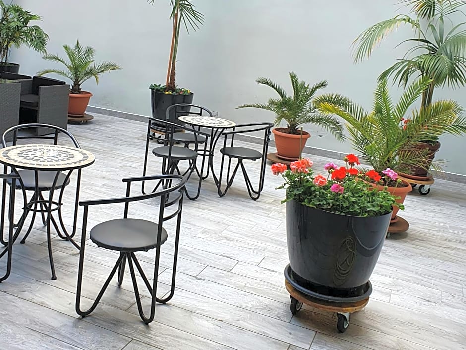 HOTEL PERLA