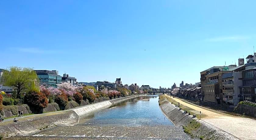 Rinn Gion Shirakawa