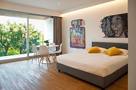 Marina Gardens Boutique&Suites