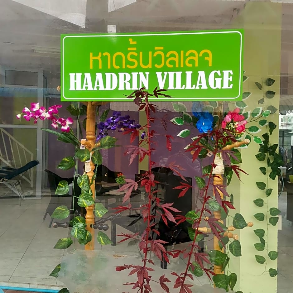 Haadrin village Fullmoon
