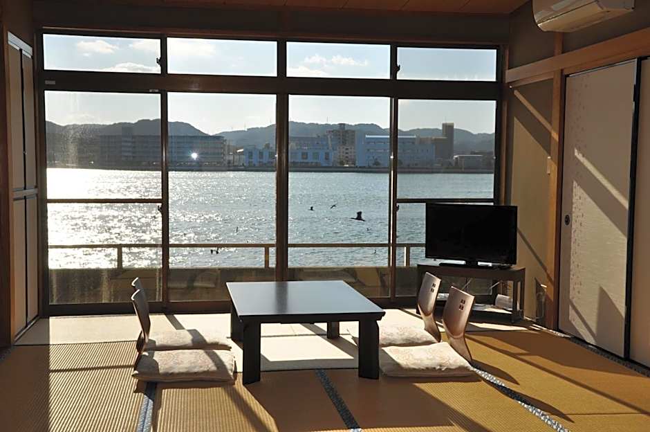 Riverside Hotel Karatsu Castle