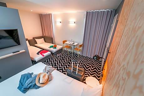 Standard Suite with One Double Bed and Two Single Beds