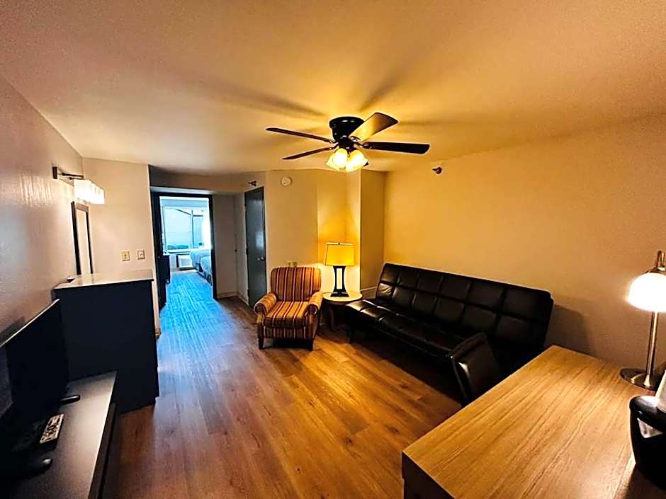 Radiant Inn & Suites