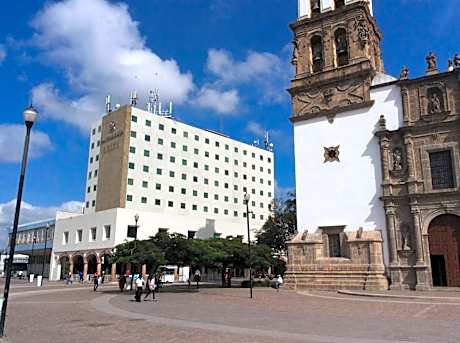Hotel San Francisco Irapuato Business Class