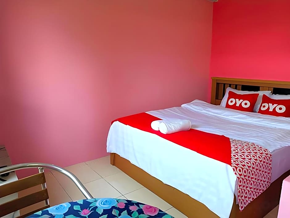 OYO 75429 '101 place navanakorm'