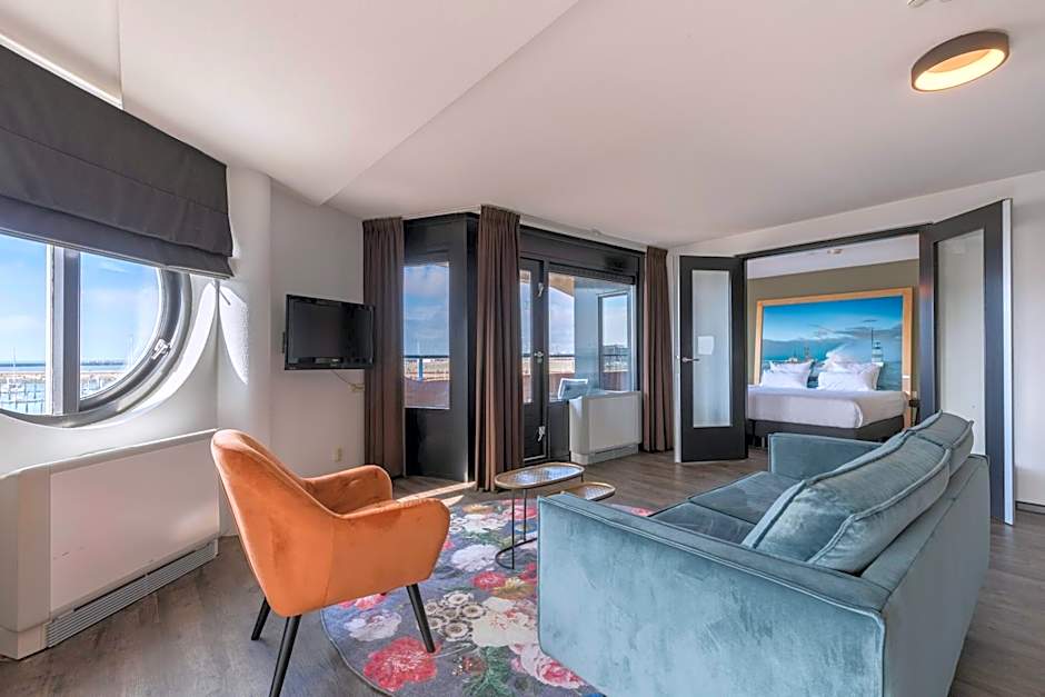 Leonardo Hotel IJmuiden Seaport Beach