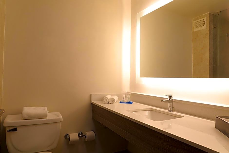 Holiday Inn Express Piedras Negras By IHG