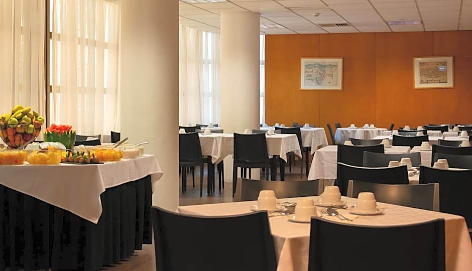 VIP Executive Eden Aparthotel