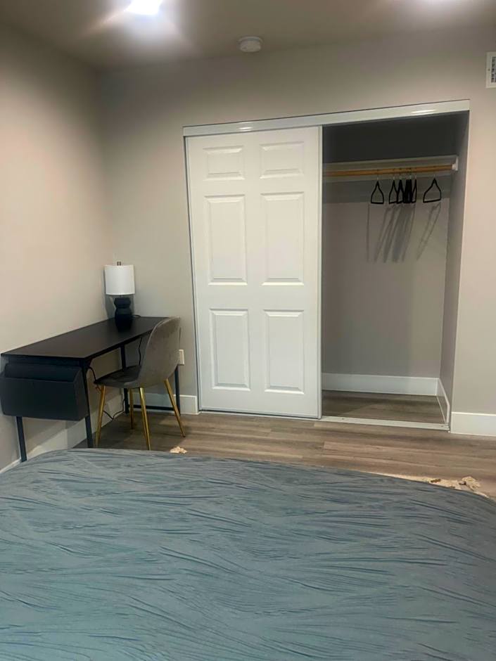 PRIVATE ROOM IN NEW APPARTMENT WITH FULL BATH