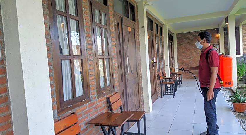 Griya Jagadhaya Guesthouse