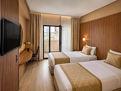 Deluxe Double Room with Balcony