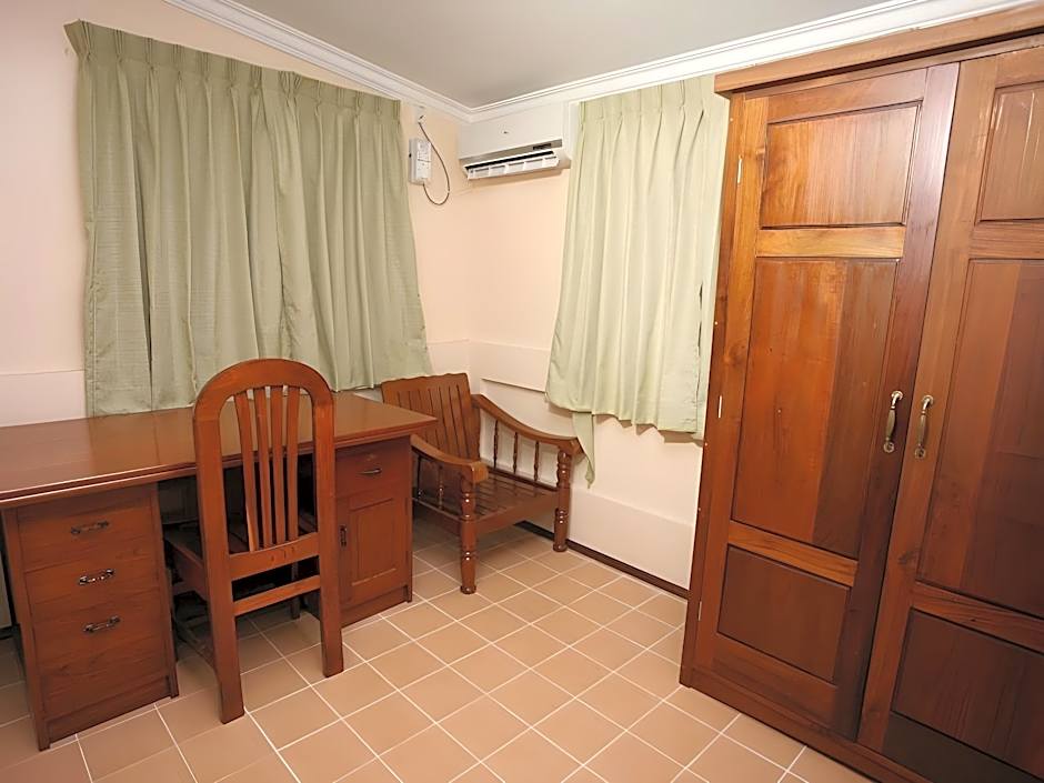 Hotel June Business Bed Breakfast