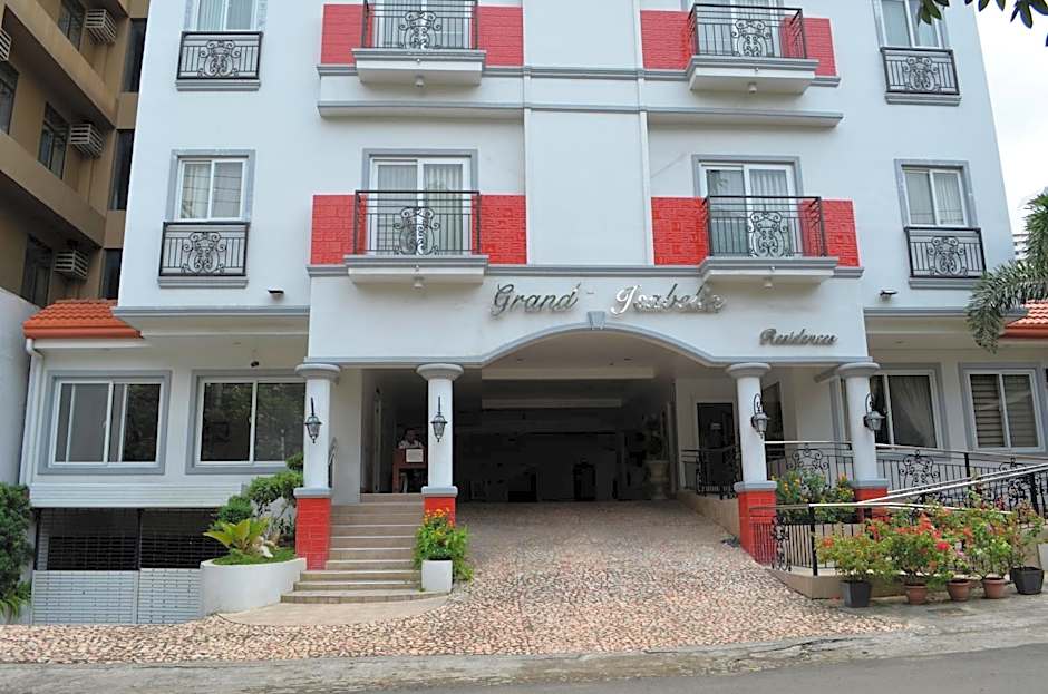 Grand Isabella Residences