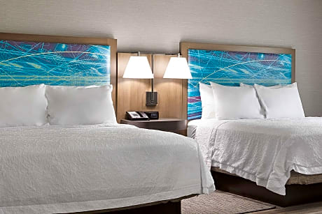 1 King Microwv/Fridge/Wet Bar Studio Suite Ns