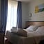 HOTEL ROYAL
