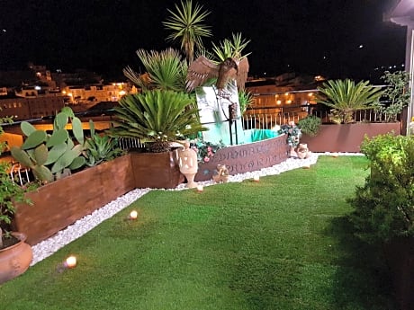 B&B Panoramic