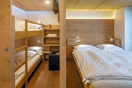 Comfort Quadruple Room