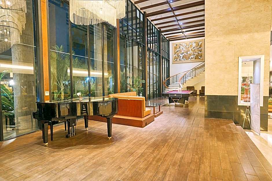 Horison Ultima Ratu Serang