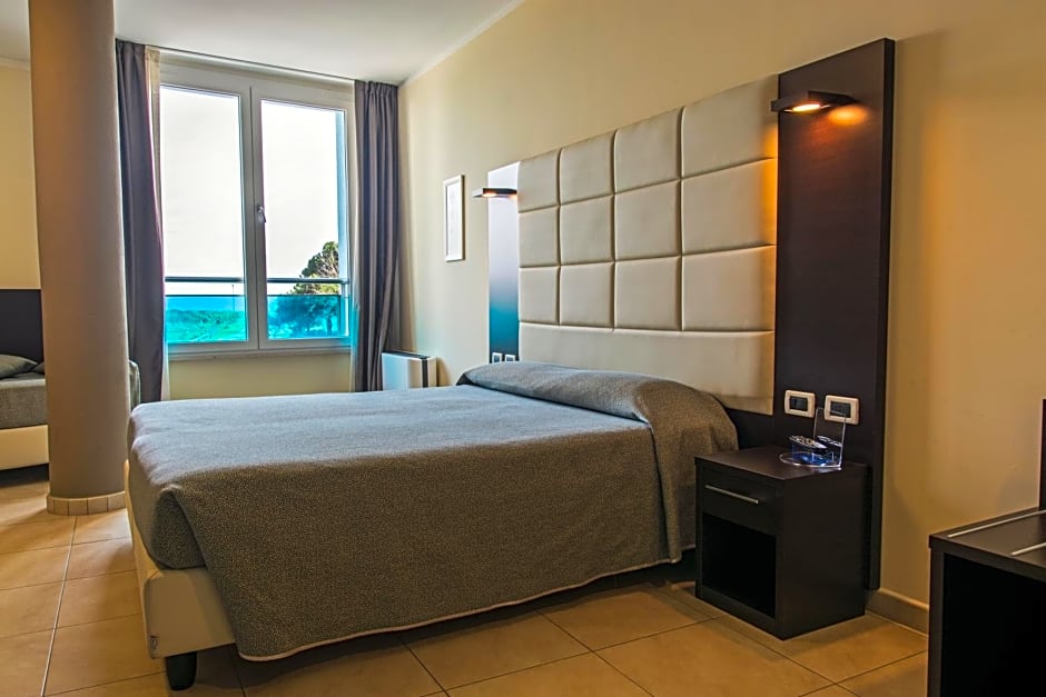 Hotel-Residence-b&b Le Dune beach service included
