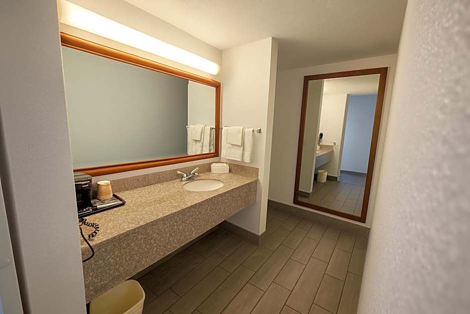 Clarion Inn Idaho Falls Riverfront