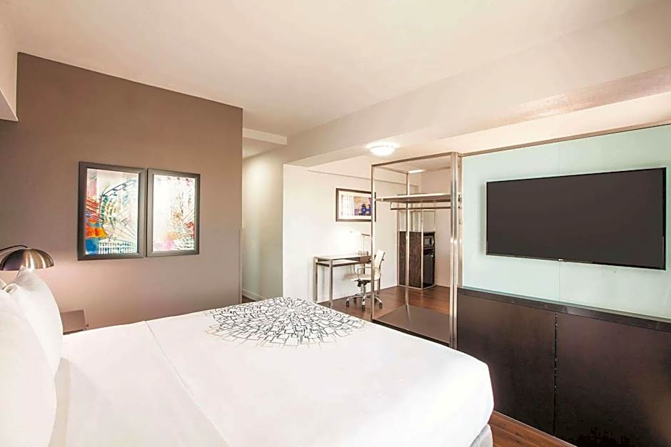 Holiday Inn Express - Dallas Downtown By IHG