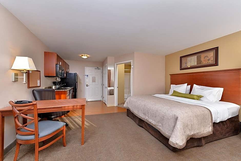 Candlewood Suites Williston By IHG
