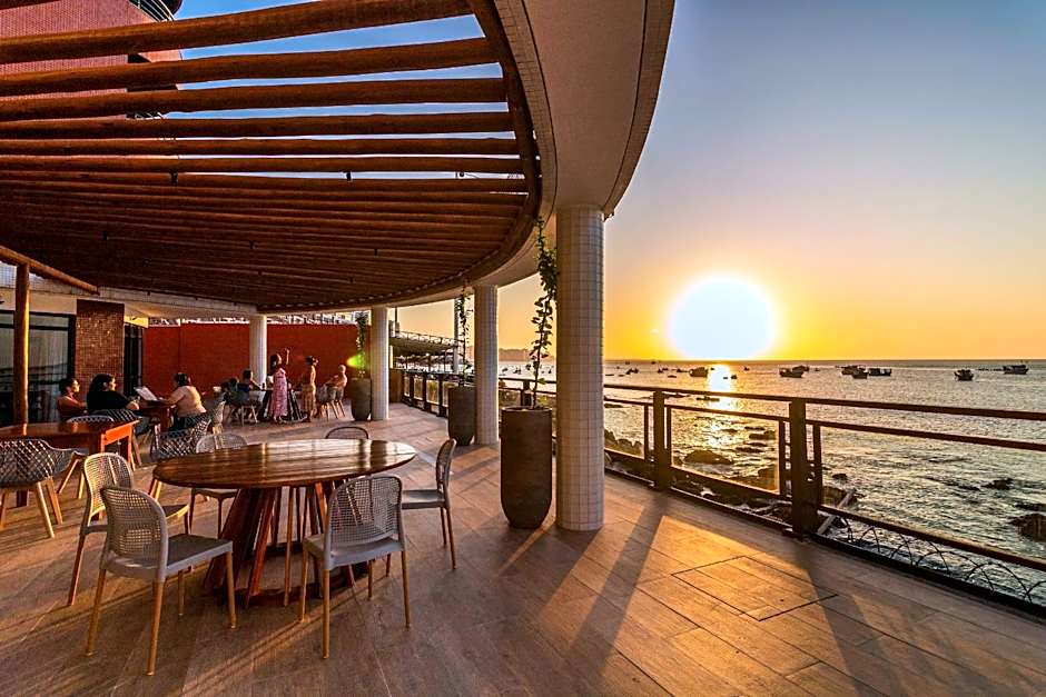 Beira Mar Fortaleza – Flat de Luxo no Iate Plaza!