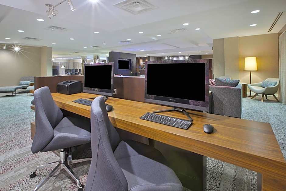 Courtyard by Marriott Somerset
