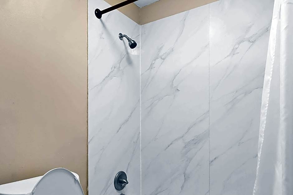 Suburban Studios Brunswick I-95