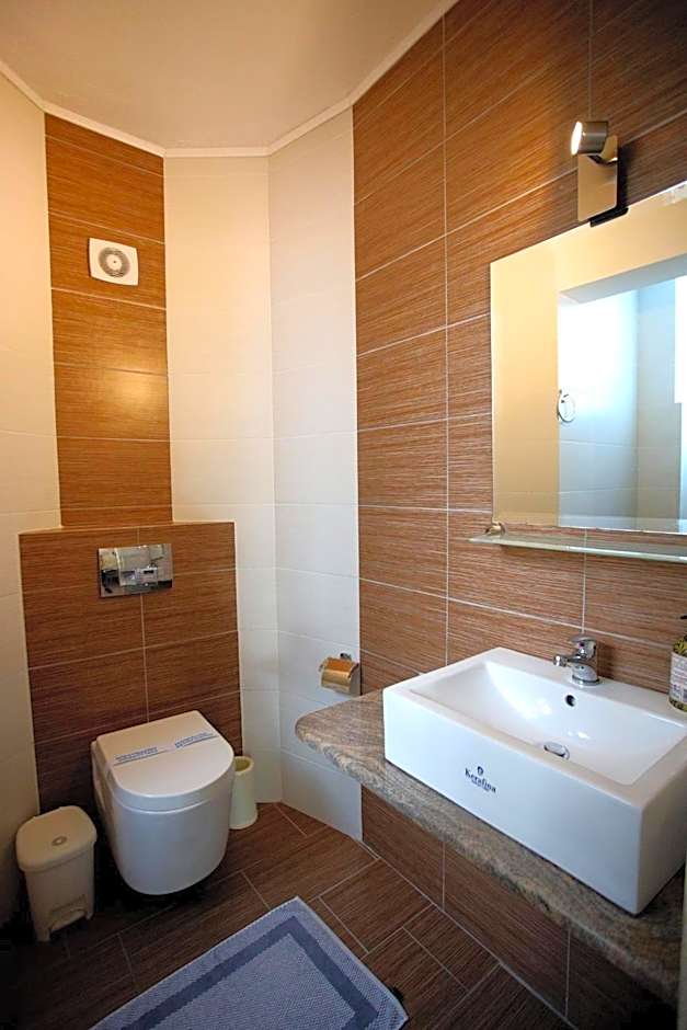 Paris Village Apartments